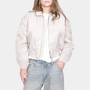Levis Bowie Crop Bomber Chateau Gray